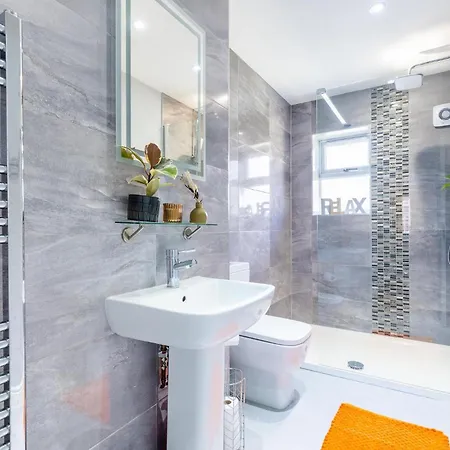 בית נופש Townhouse Harbour Retreat סקארבורו