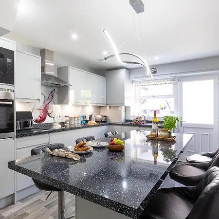 Townhouse Harbour Retreat * סקארבורו
